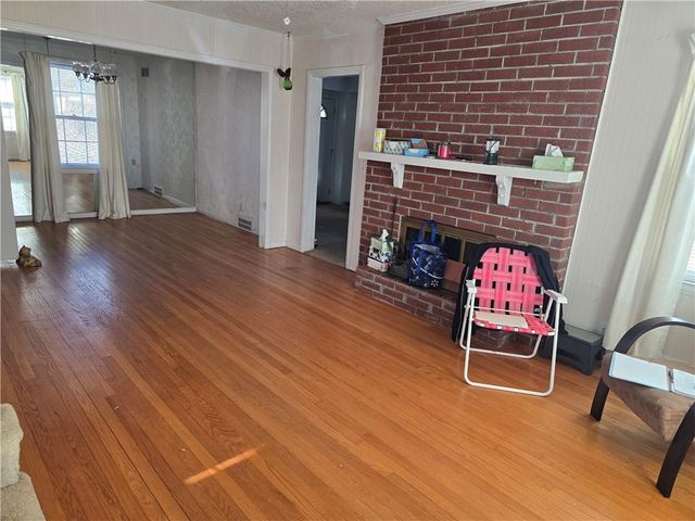 520 E 66th Terrace, Kansas City, MO 64131