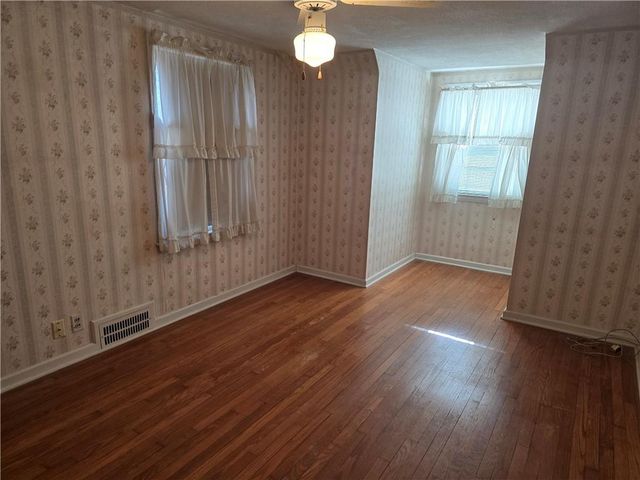 520 E 66th Terrace, Kansas City, MO 64131