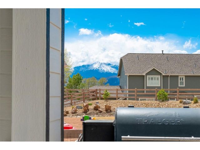 2224 Cabernet Ct, Colorado Springs, CO 80921
