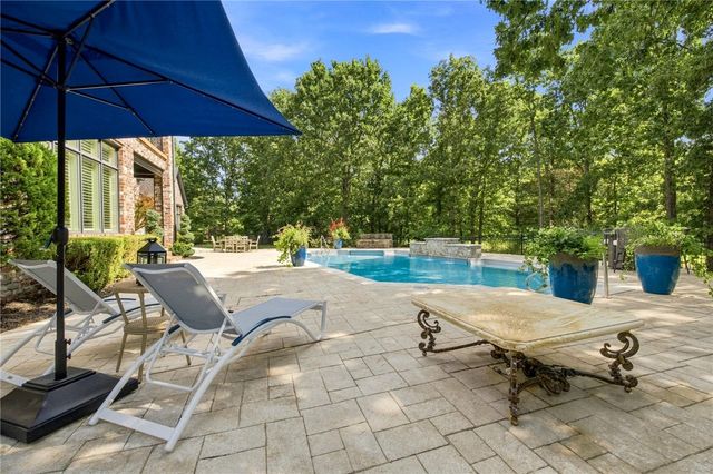 4921 Clear Creek Boulevard, Fayetteville, AR 72704