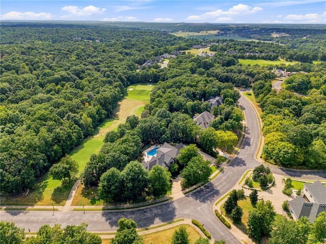 4921 Clear Creek Boulevard, Fayetteville, AR 72704
