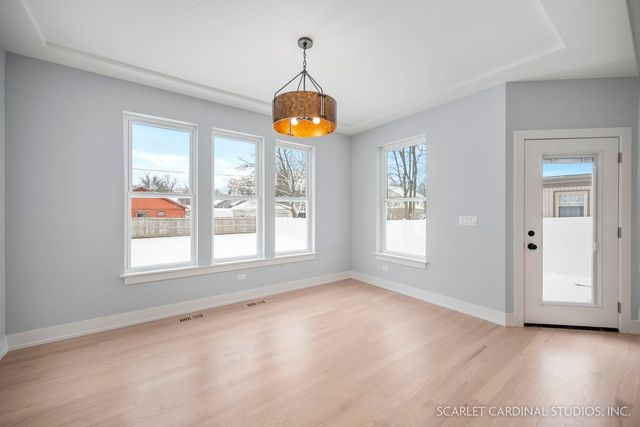 100 E Adams Avenue, Villa Park, IL 60181