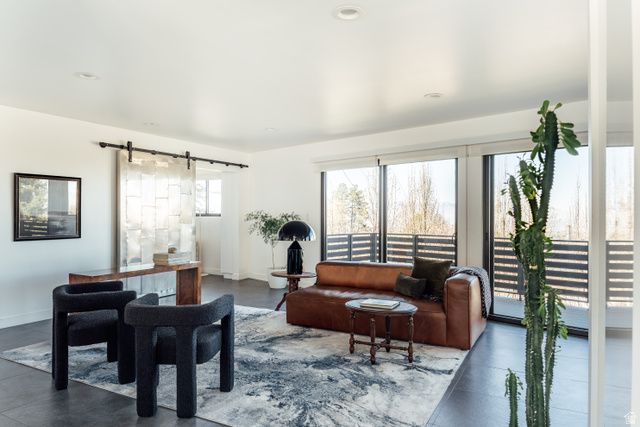 4296 MULHOLLAND ST, Salt Lake City, UT 84124