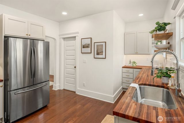 1132 NW 56th Street, Seattle, WA 98107
