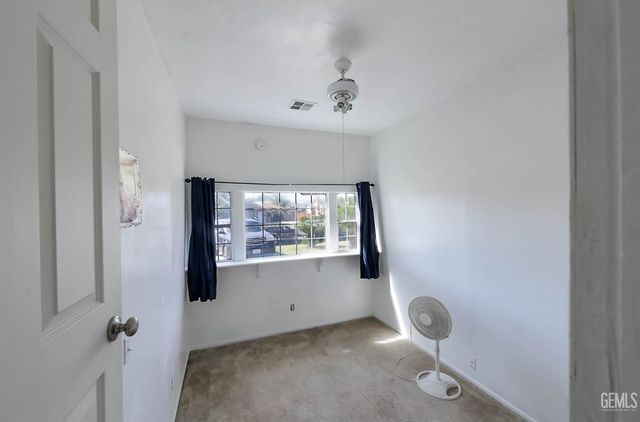 116 Circle Drive, Bakersfield, CA 93308