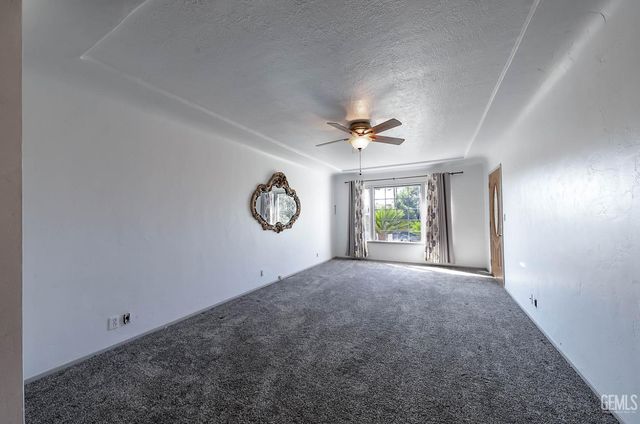 116 Circle Drive, Bakersfield, CA 93308