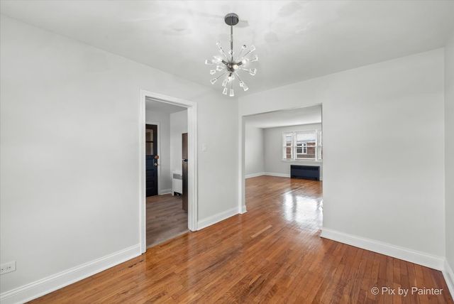 2719 W Berwyn Avenue 2, Chicago, IL 60625