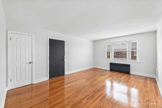 2719 W Berwyn Avenue 2, Chicago, IL 60625