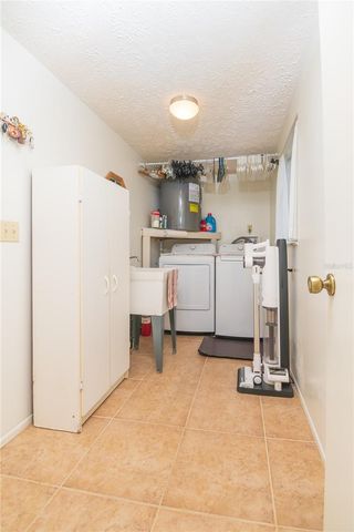 6710 RANCHWOOD LOOP, New Port Richey, FL 34653