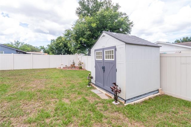 6710 RANCHWOOD LOOP, New Port Richey, FL 34653