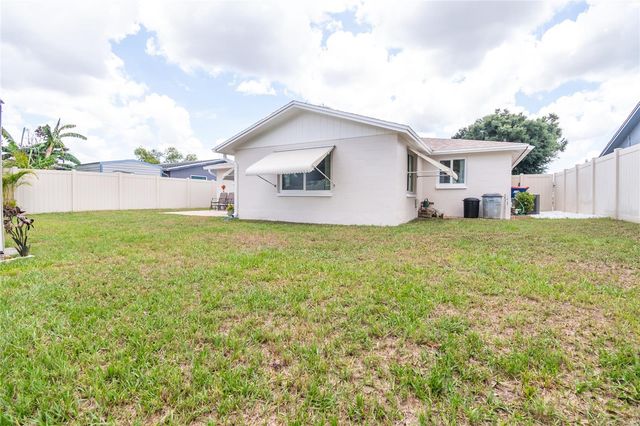 6710 RANCHWOOD LOOP, New Port Richey, FL 34653
