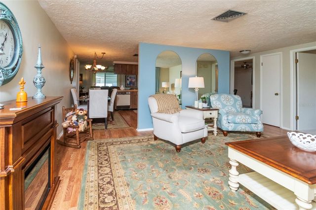 6710 RANCHWOOD LOOP, New Port Richey, FL 34653