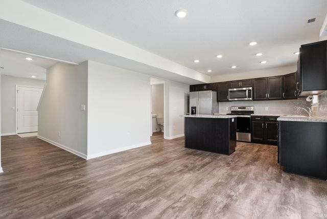 4528 Stone Harbor Court, New Haven, IN 46774