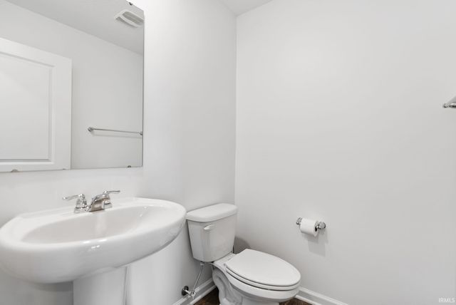 4528 Stone Harbor Court, New Haven, IN 46774
