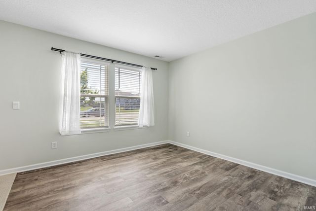 4528 Stone Harbor Court, New Haven, IN 46774