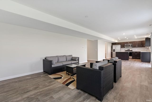 4528 Stone Harbor Court, New Haven, IN 46774