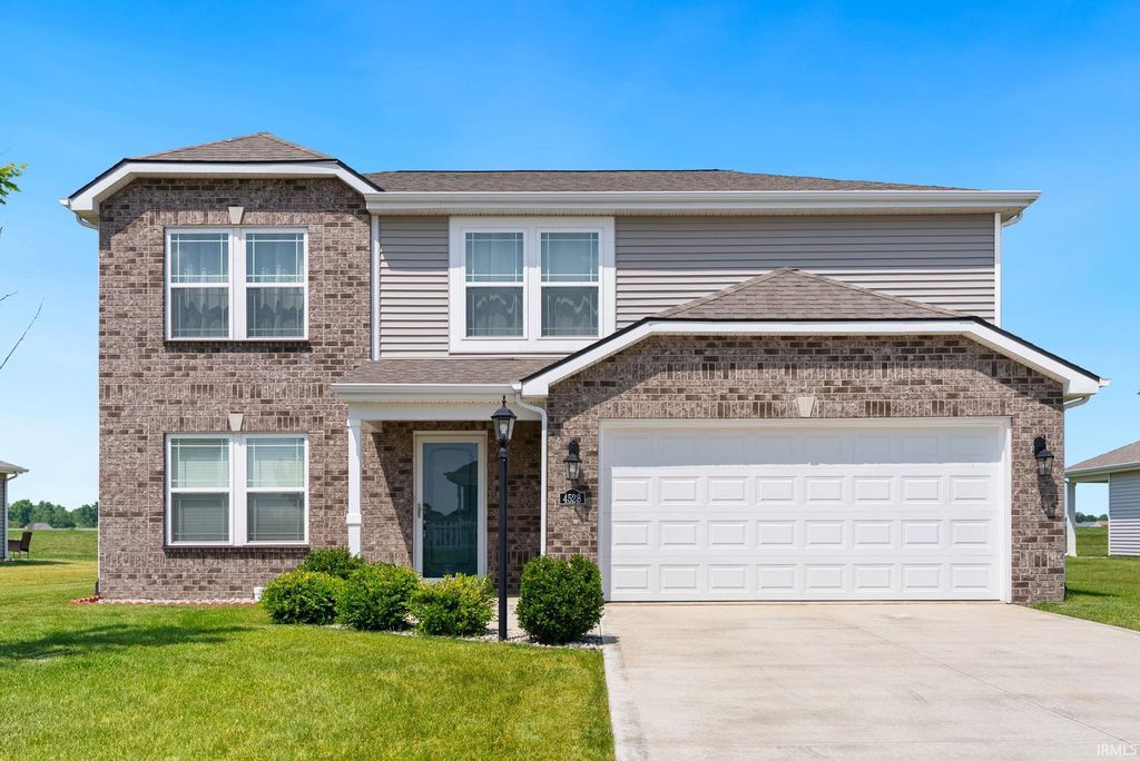 4528 Stone Harbor Court, New Haven, IN 46774