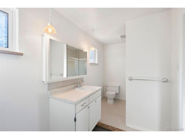 1780 S Emerson St, Denver, CO 80210