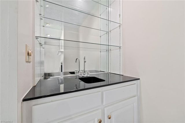 5456 Winters Way, Greensboro, NC 27410