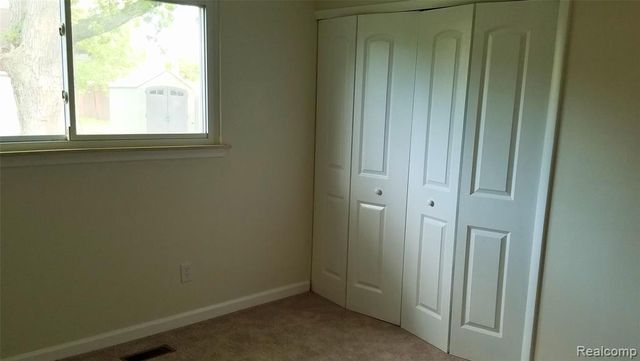 7320 Lathers Street, Westland, MI 48185