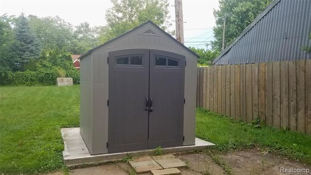 7320 Lathers Street, Westland, MI 48185