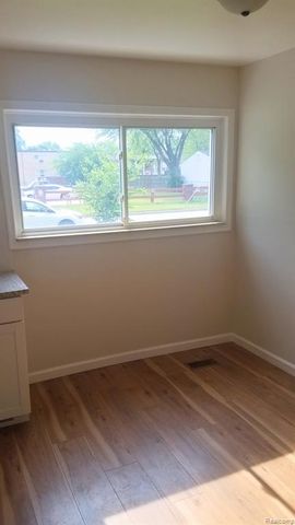 7320 Lathers Street, Westland, MI 48185