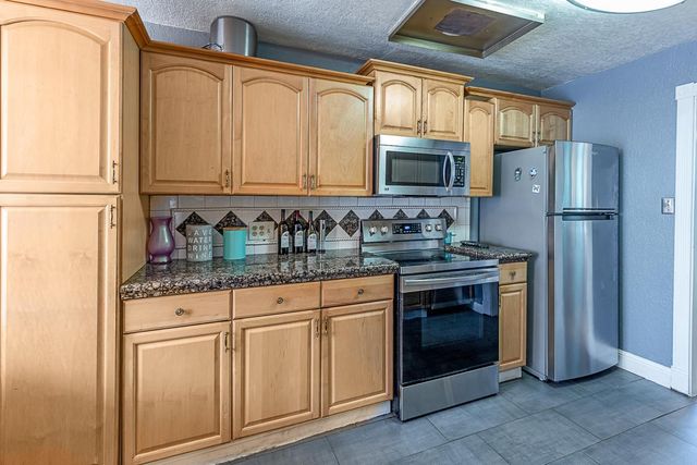 13155 Lincoln Avenue, San Martin, CA 95046