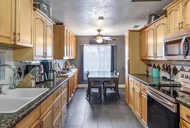 13155 Lincoln Avenue, San Martin, CA 95046