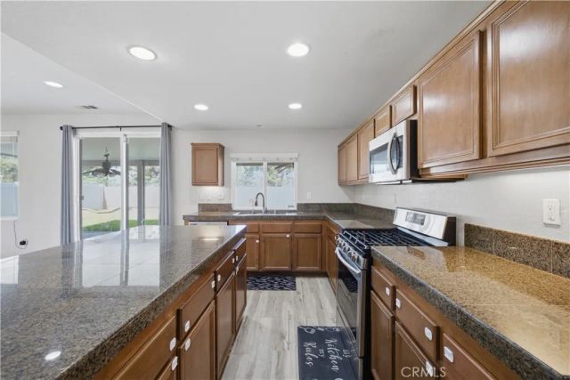 1129 N Shooting Star Drive North, Beaumont, CA 92223