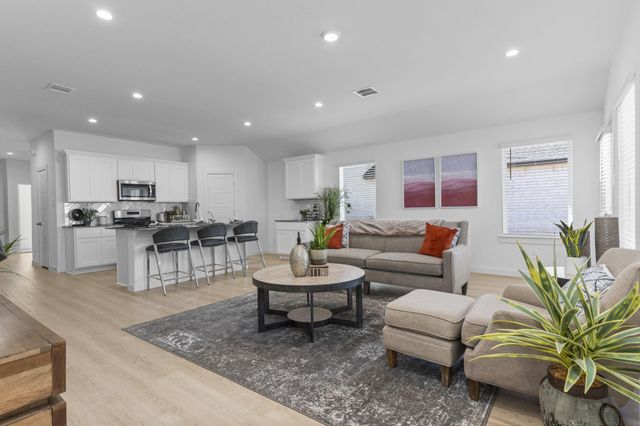 1018 Paddlefish, Alvin, TX 77511