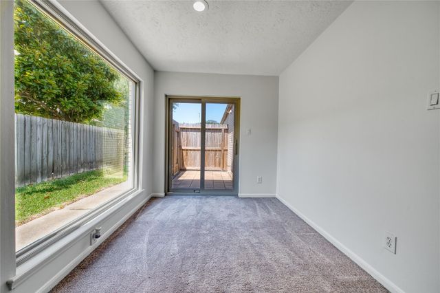 11107 Kitty Brook Drive, Houston, TX 77071