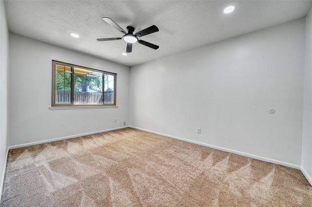 11107 Kitty Brook Drive, Houston, TX 77071