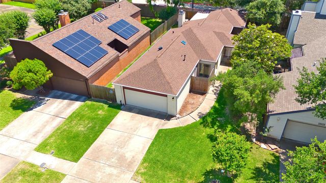 11107 Kitty Brook Drive, Houston, TX 77071