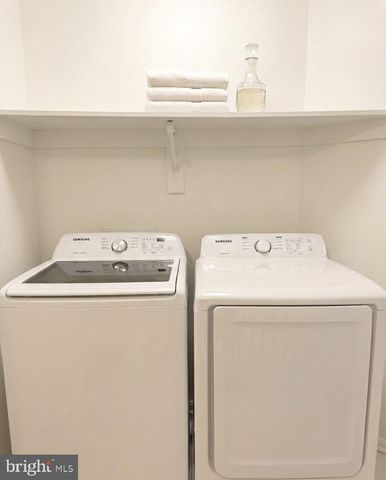 12301 FIELDBROOK PL, Fairfax, VA 22033