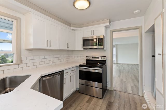 1906 N Wycoff Avenue, Bremerton, WA 98312