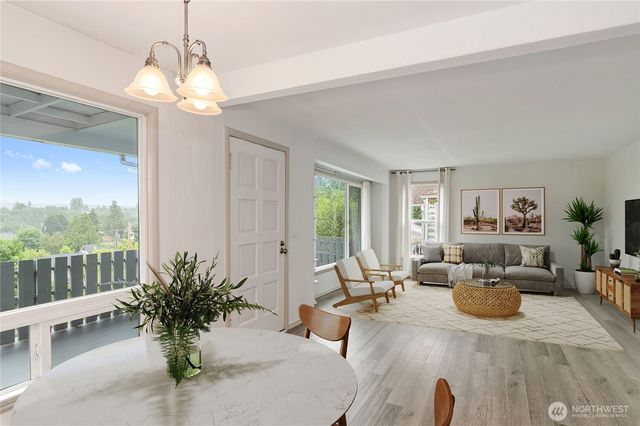 1906 N Wycoff Avenue, Bremerton, WA 98312
