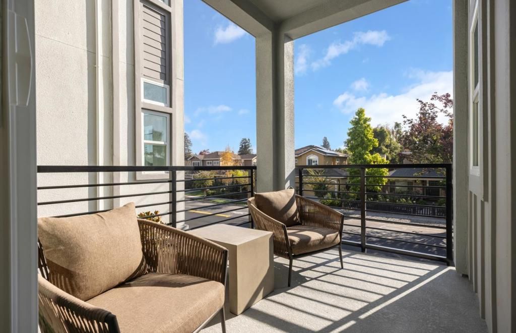 Image 12 of property listing at 289 Llewellyn Avenue 18-18 - Plan 1, Campbell, CA 95008