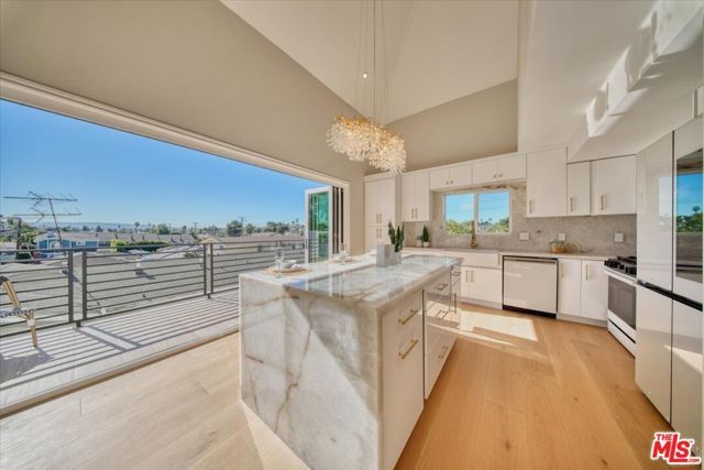 1904 Gates Avenue, Redondo Beach, CA 90278