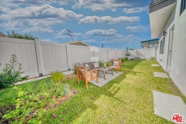 1904 Gates Avenue, Redondo Beach, CA 90278