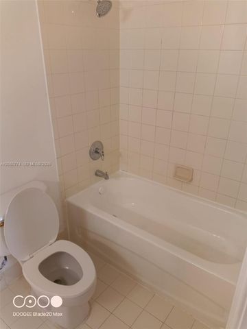1095 Golden Lakes Boulevard 924, West Palm Beach, FL 33411