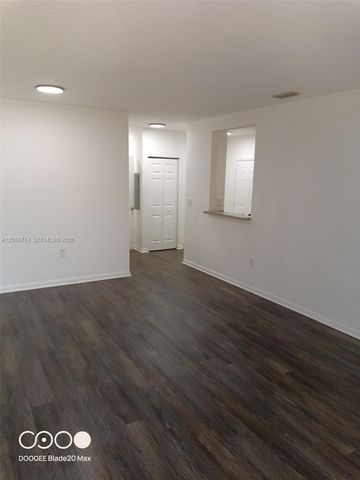 1095 Golden Lakes Boulevard 924, West Palm Beach, FL 33411