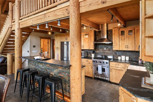 381 Jolly Mountain Drive, Ronald, WA 98940