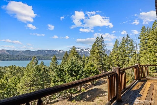 381 Jolly Mountain Drive, Ronald, WA 98940