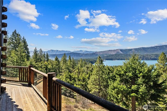 381 Jolly Mountain Drive, Ronald, WA 98940