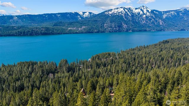 381 Jolly Mountain Drive, Ronald, WA 98940