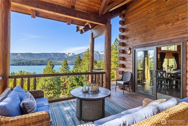 381 Jolly Mountain Drive, Ronald, WA 98940