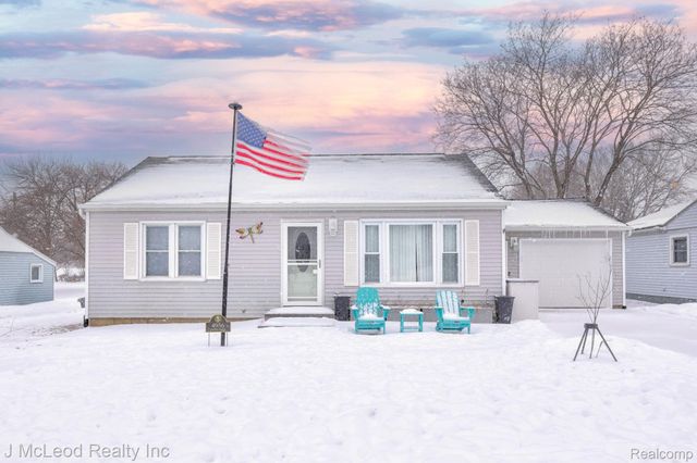 4956 Center Street, Millington Village, MI 48746