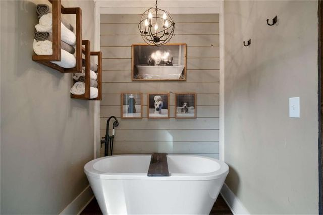 1956 Blacks Bluff SW Road, Rome, GA 30161