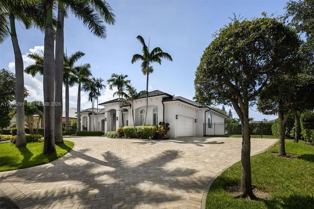 8111 SW 178th Street, Palmetto Bay, FL 33157