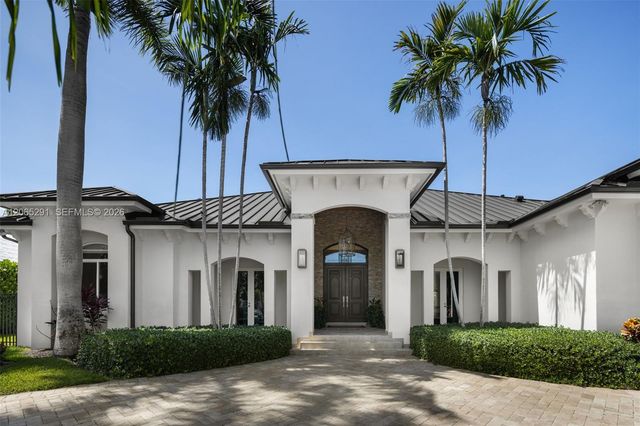 8111 SW 178th Street, Palmetto Bay, FL 33157